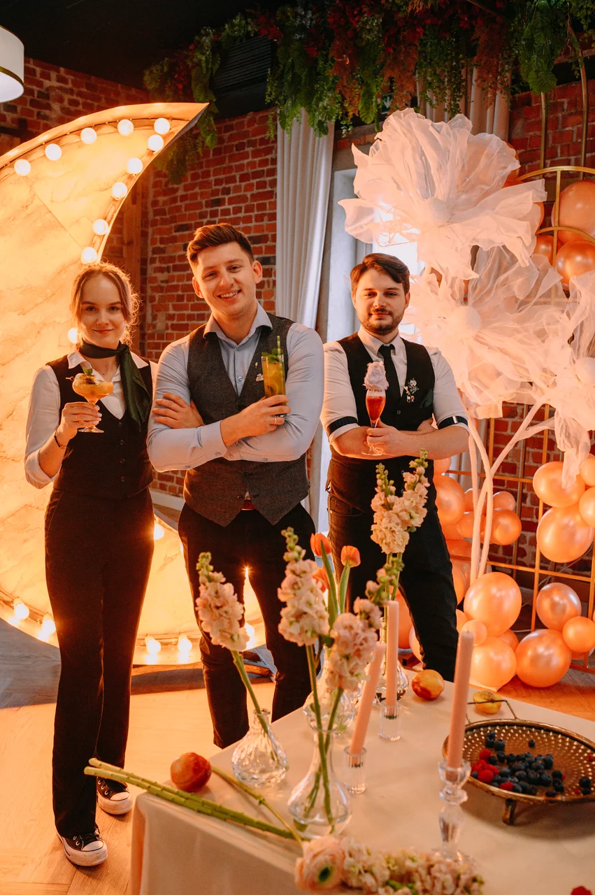 Bar i Przyjaciele - Zespół